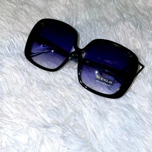 Black Over size glass